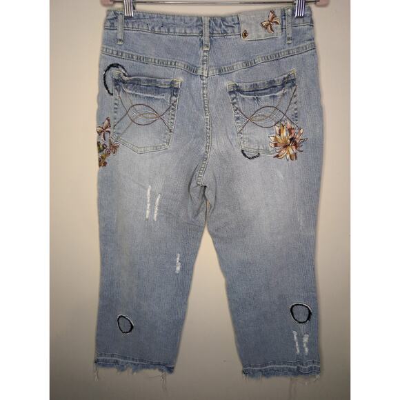 LA Blues dusty floral butterfly embroidered accent light denim jeans 12 - Picture 2 of 9